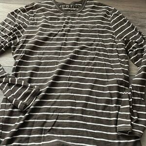 Bundle large shirts
American Eagle LS
Sonoma vintage tee LS
George SS